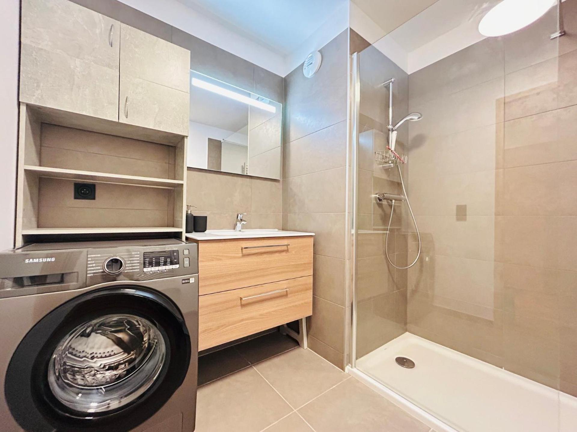 Cairn Harmony - B103 Apartment Ле-Гет Екстериор снимка